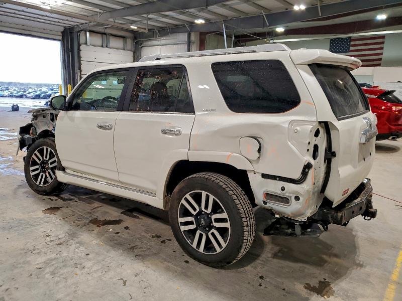 Фото 2 - TOYOTA 4RUNNER