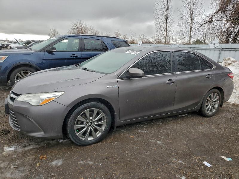Фото 1 - TOYOTA CAMRY