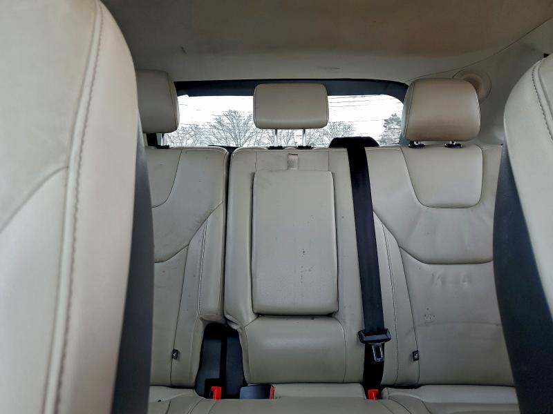 Фото 10 - FORD EDGE