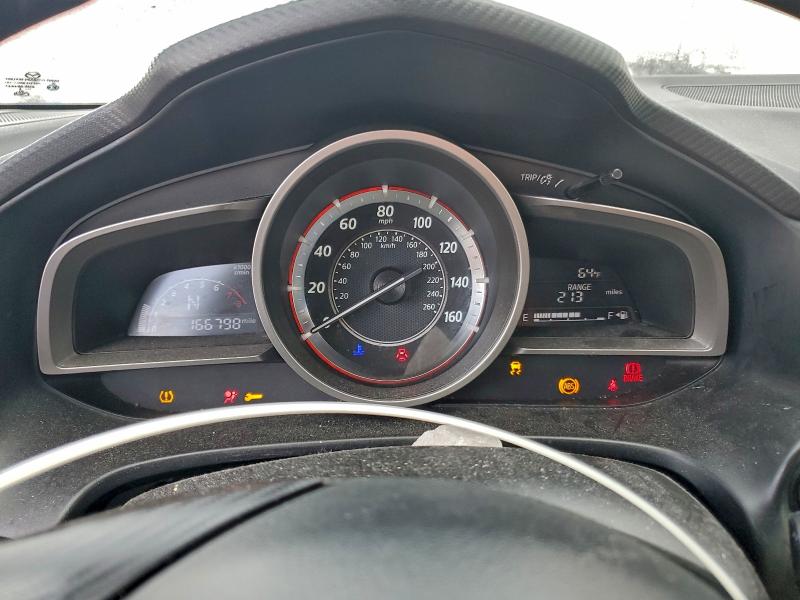 Фото 9 - MAZDA 3