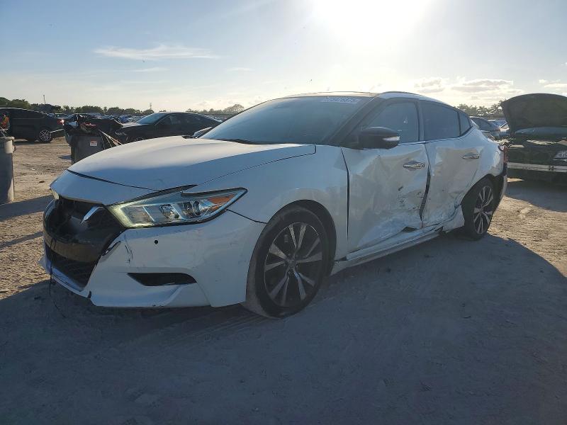 Фото 1 - NISSAN MAXIMA