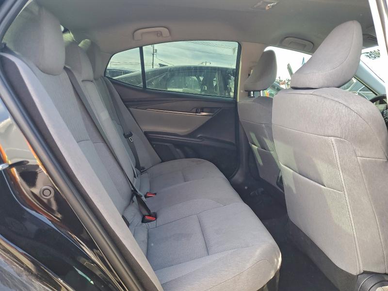 Фото 10 - TOYOTA CAMRY