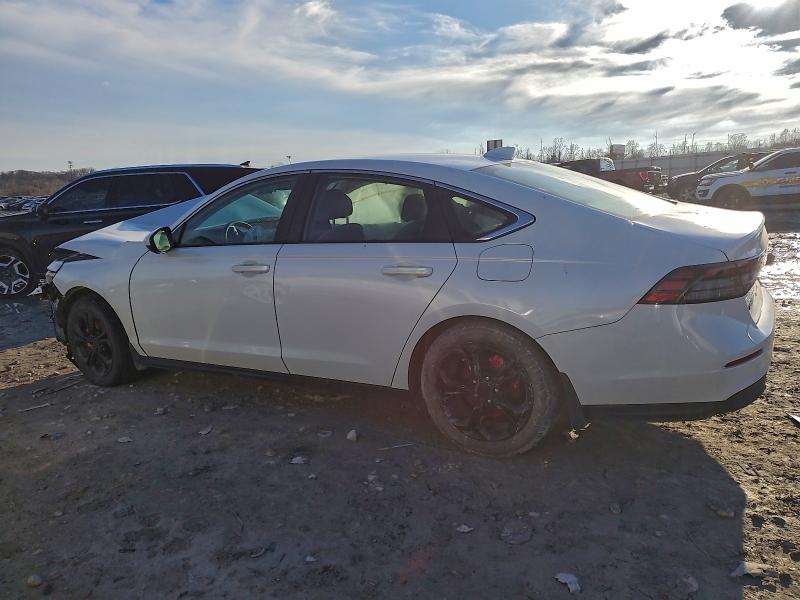 Фото 2 - HONDA ACCORD