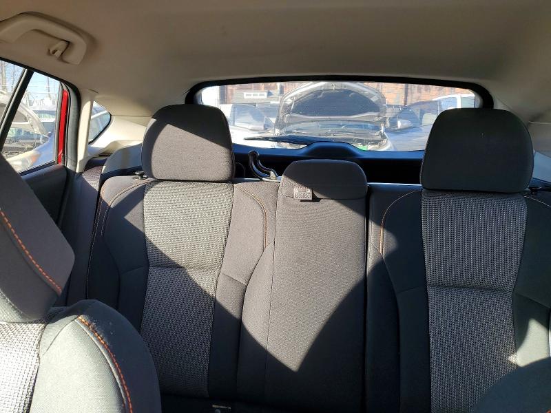 Фото 10 - SUBARU CROSSTREK