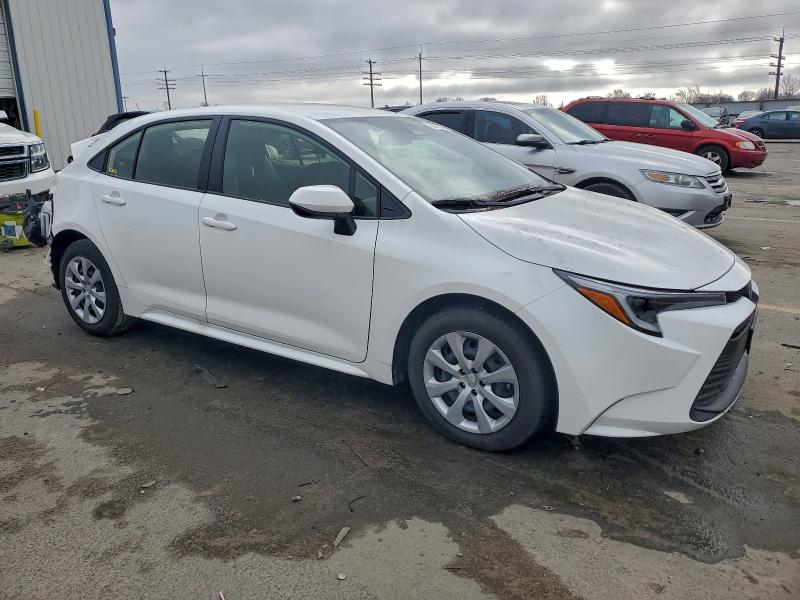 Фото 4 - TOYOTA COROLLA