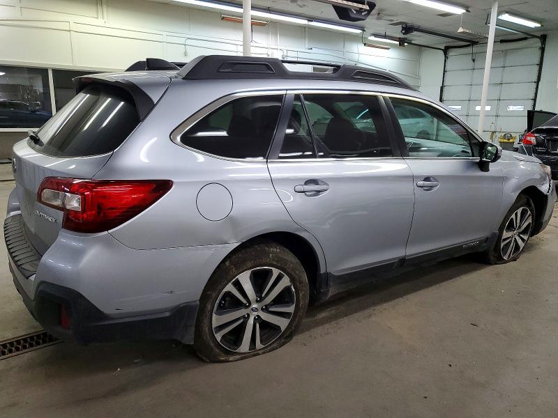 Фото 3 - SUBARU OUTBACK