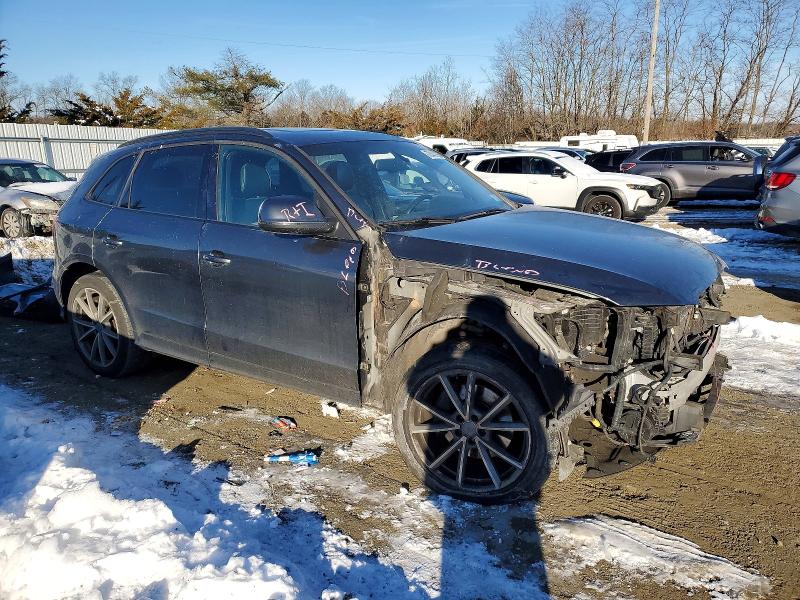 Фото 4 - AUDI Q5