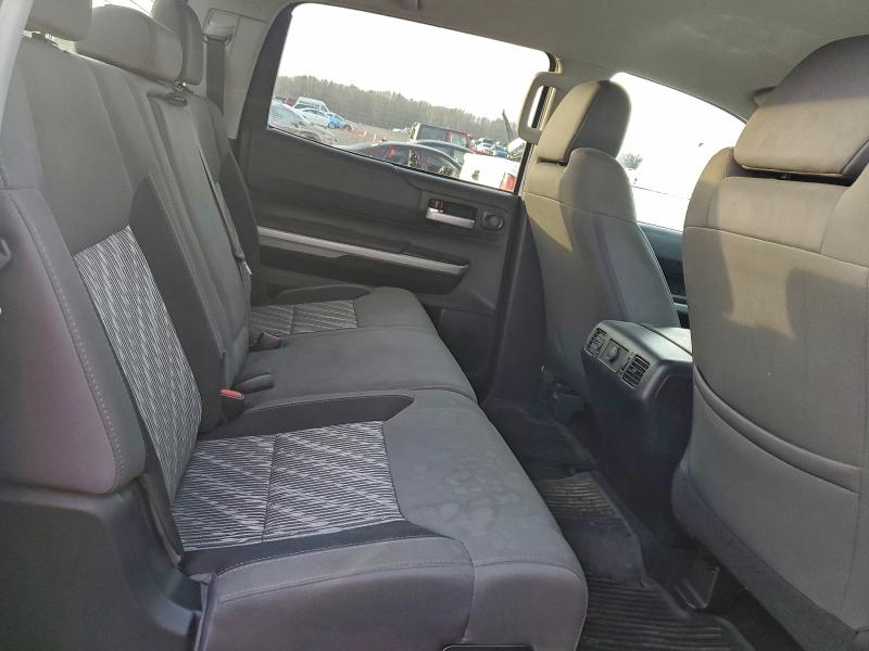 Фото 10 - TOYOTA TUNDRA