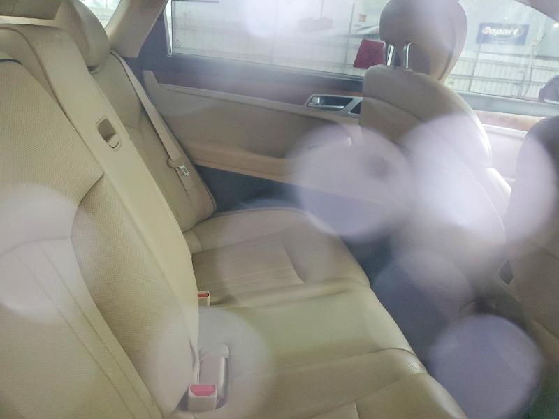 Фото 10 - HYUNDAI GENESIS