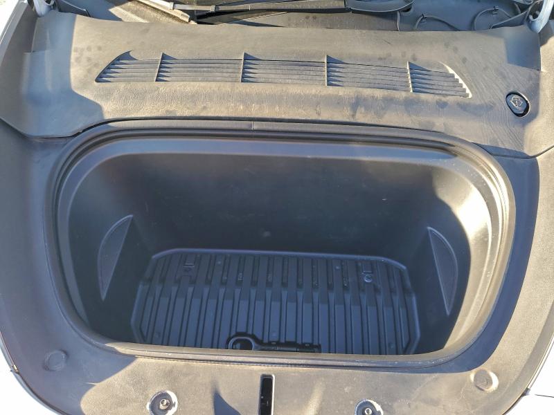 Фото 12 - TESLA MODEL Y