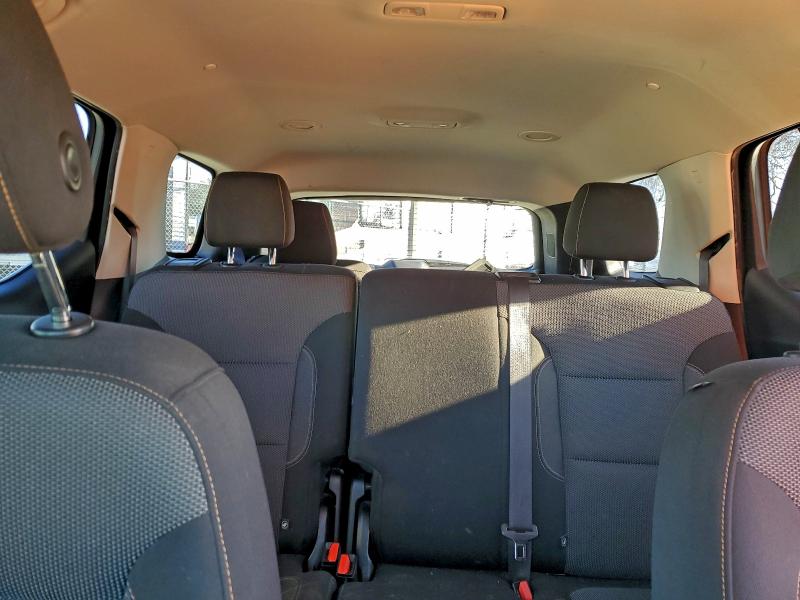 Фото 10 - CHEVROLET TRAVERSE