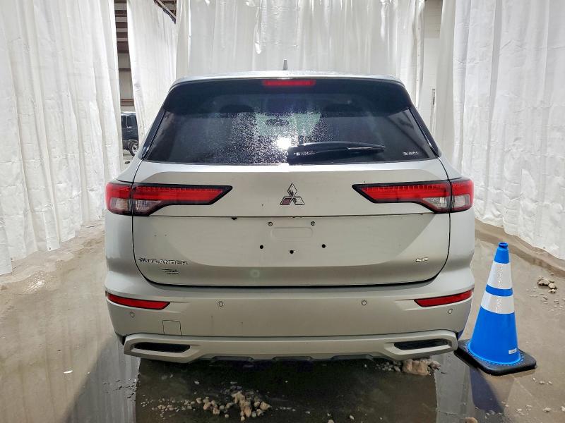 Фото 6 - MITSUBISHI OUTLANDER