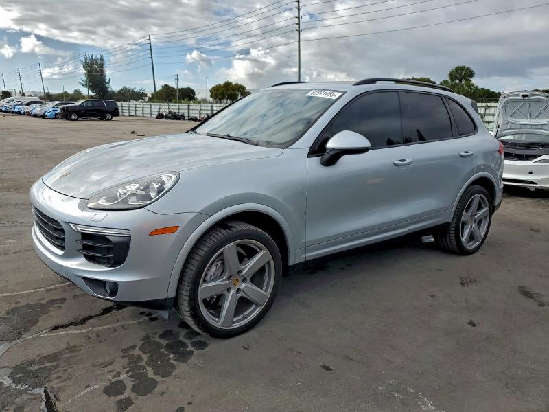 Фото 1 - PORSCHE CAYENNE