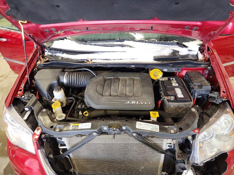 Фото 11 - CHRYSLER MINIVAN