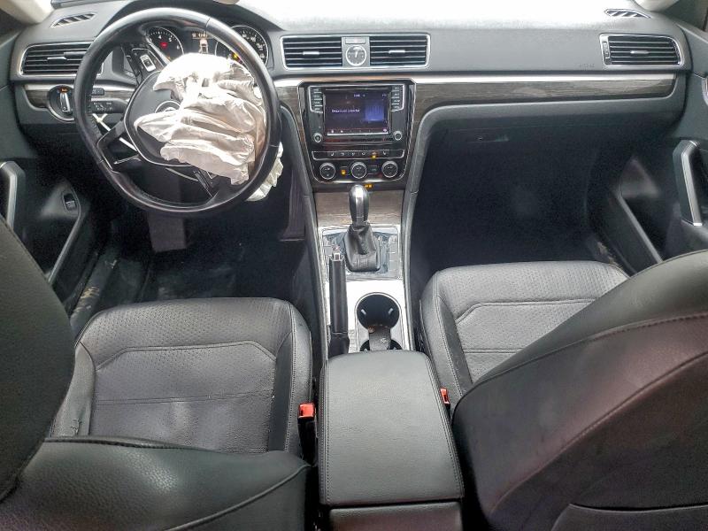 Фото 8 - VOLKSWAGEN PASSAT