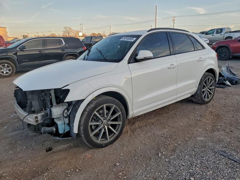 Фото 1 - AUDI Q3