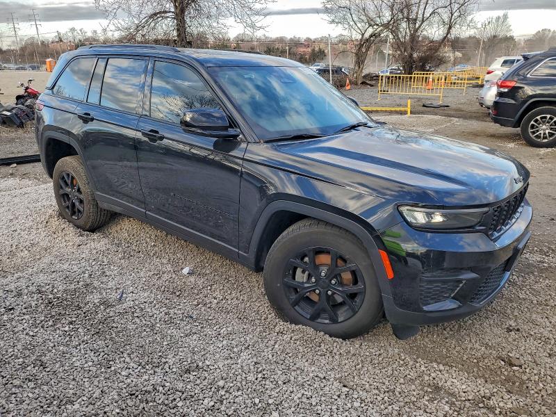 Фото 4 - JEEP GRAND CHER