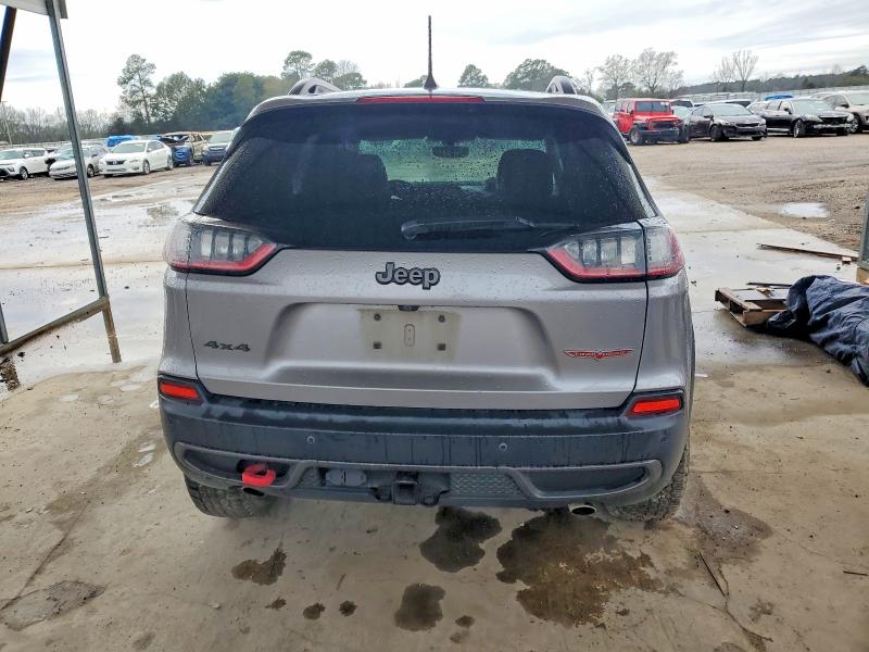 Фото 6 - JEEP CHEROKEE