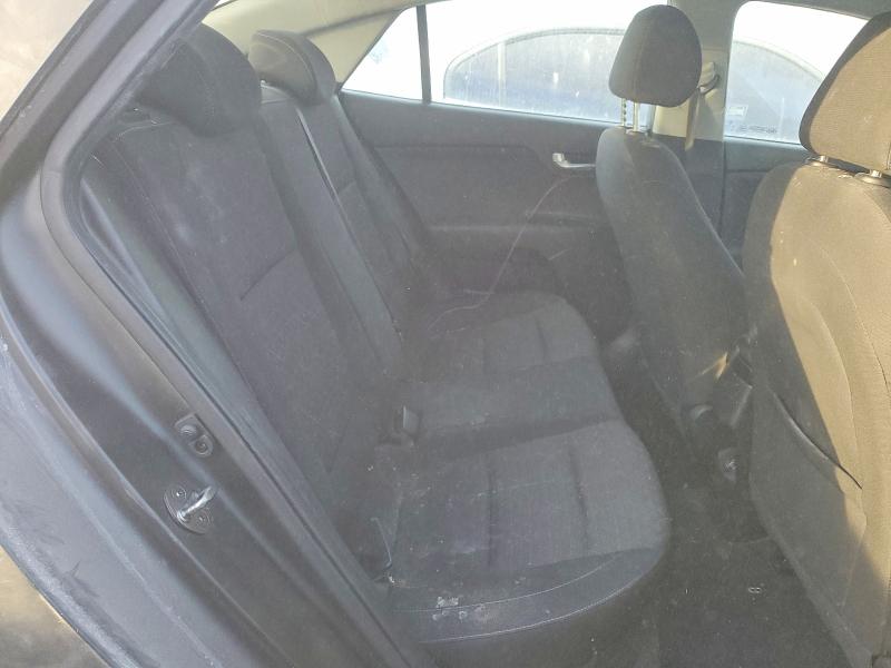 Фото 11 - KIA RIO