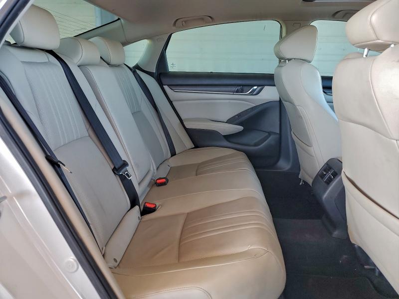 Фото 10 - HONDA ACCORD