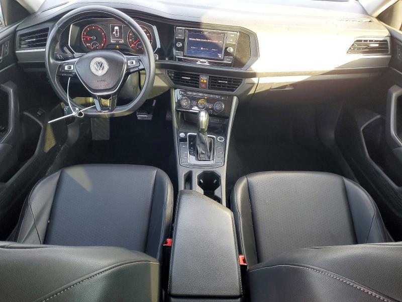 Фото 8 - VOLKSWAGEN JETTA