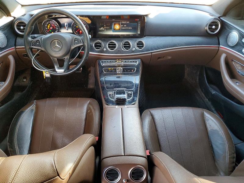 Фото 8 - MERCEDES-BENZ E-CLASS