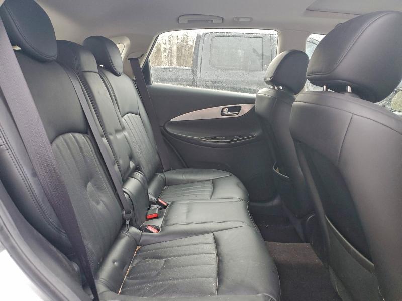 Фото 11 - INFINITI QX50