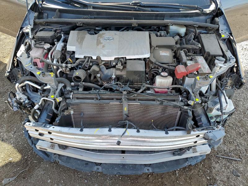 Фото 11 - TOYOTA PRIUS