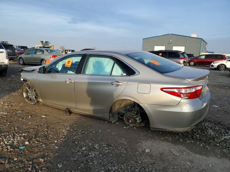 Фото 2 - TOYOTA CAMRY