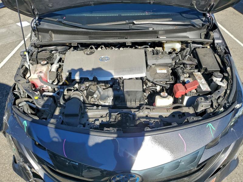 Фото 11 - TOYOTA PRIUS