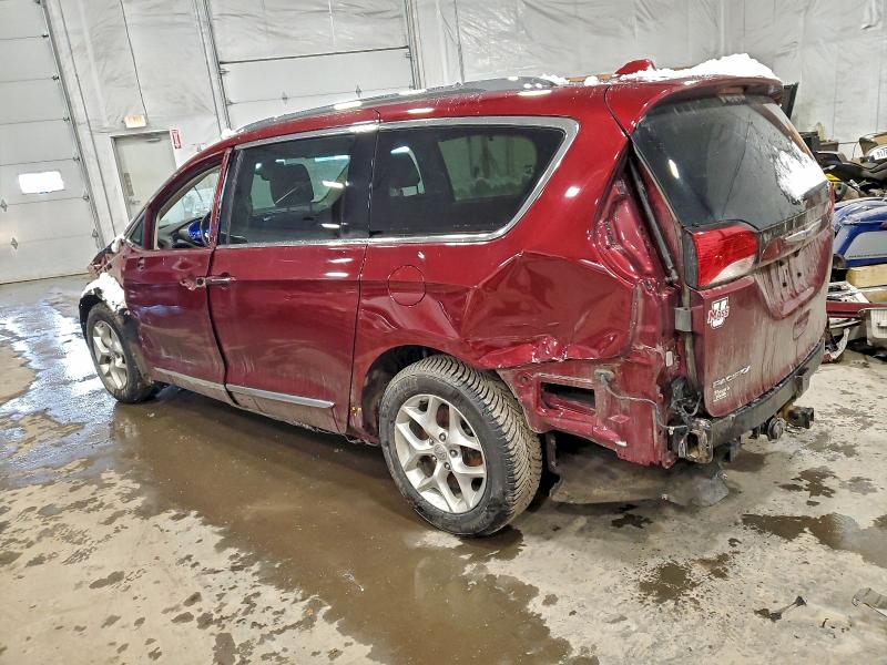 Фото 2 - CHRYSLER PACIFICA