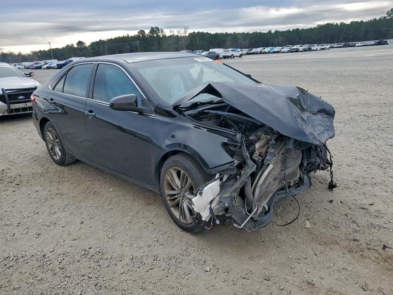 Фото 4 - TOYOTA CAMRY