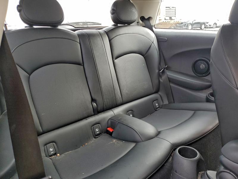 Фото 10 - MINI COOPER