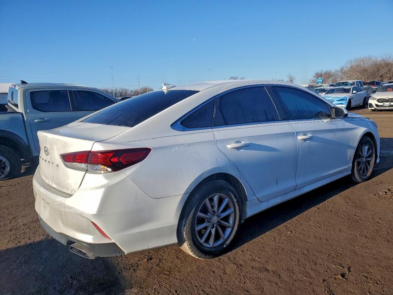 Фото 3 - HYUNDAI SONATA