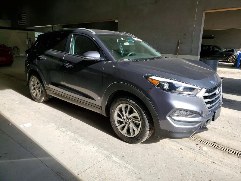 Фото 4 - HYUNDAI TUCSON
