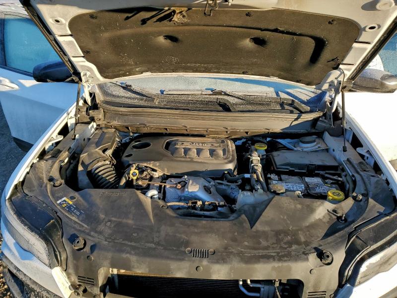 Фото 11 - JEEP CHEROKEE