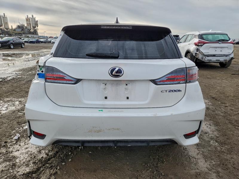 Фото 6 - LEXUS CT 200