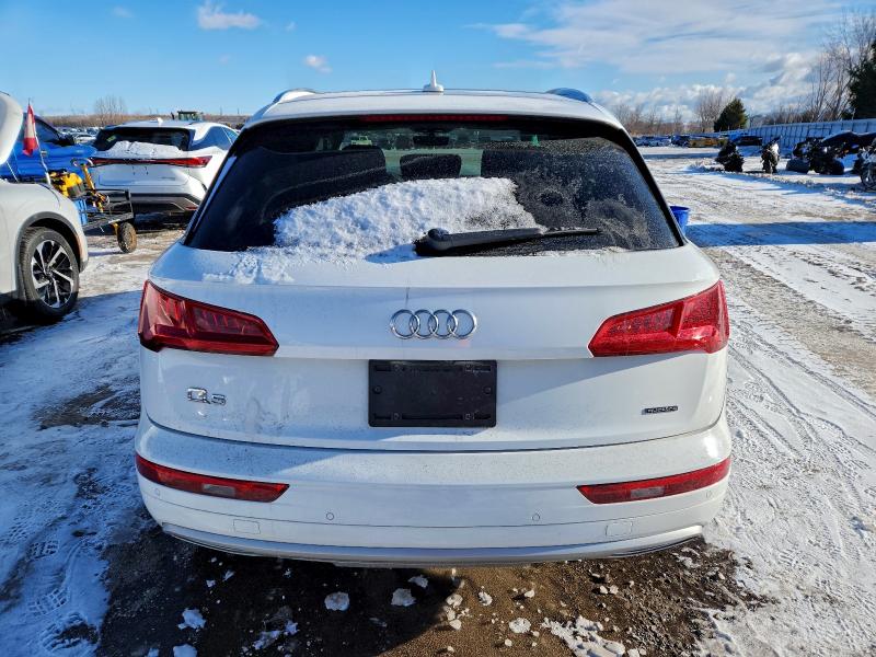 Фото 6 - AUDI Q5