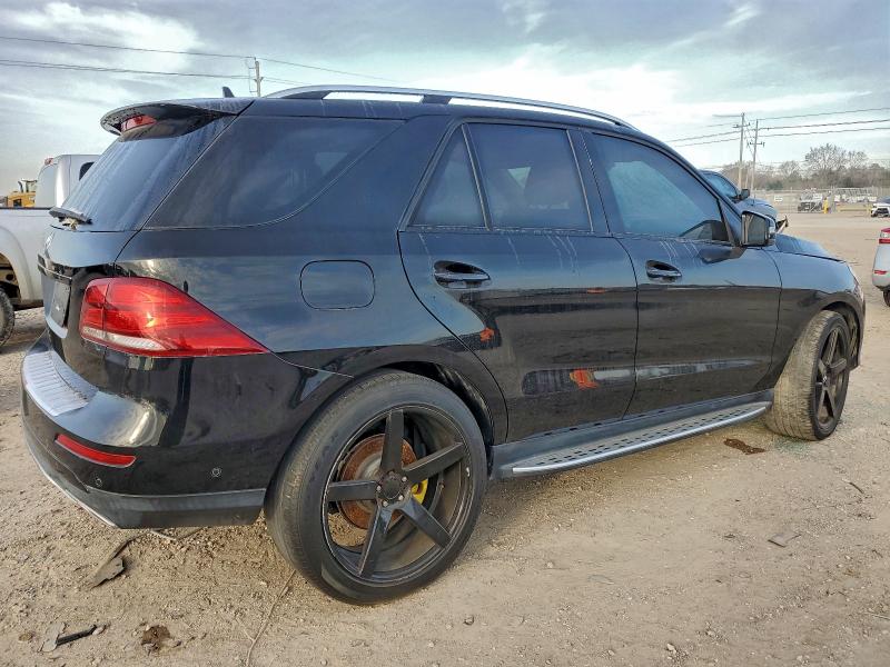 Фото 3 - MERCEDES-BENZ GLE-CLASS