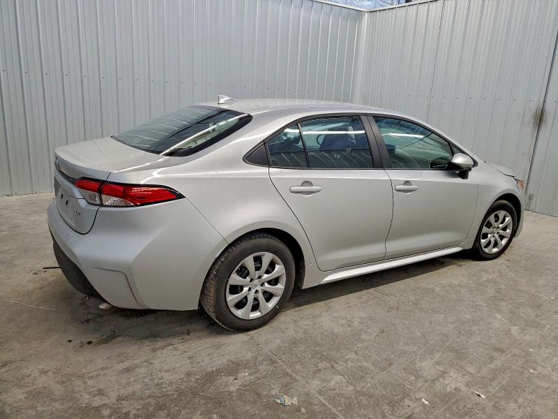 Фото 3 - TOYOTA COROLLA