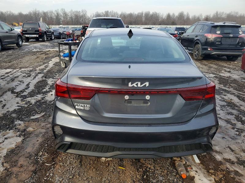 Фото 6 - KIA FORTE