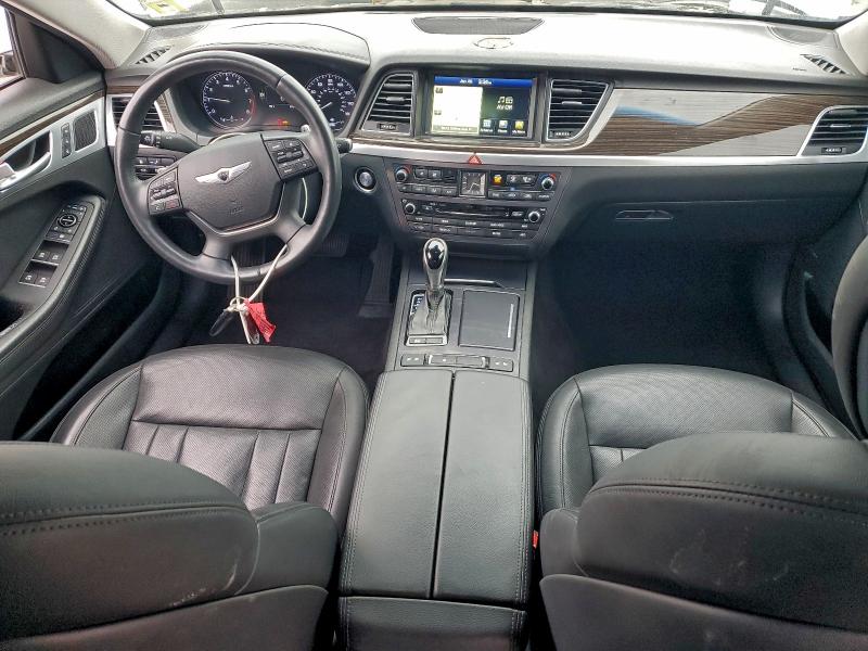 Фото 8 - HYUNDAI GENESIS