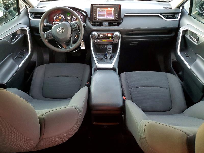 Фото 8 - TOYOTA RAV4