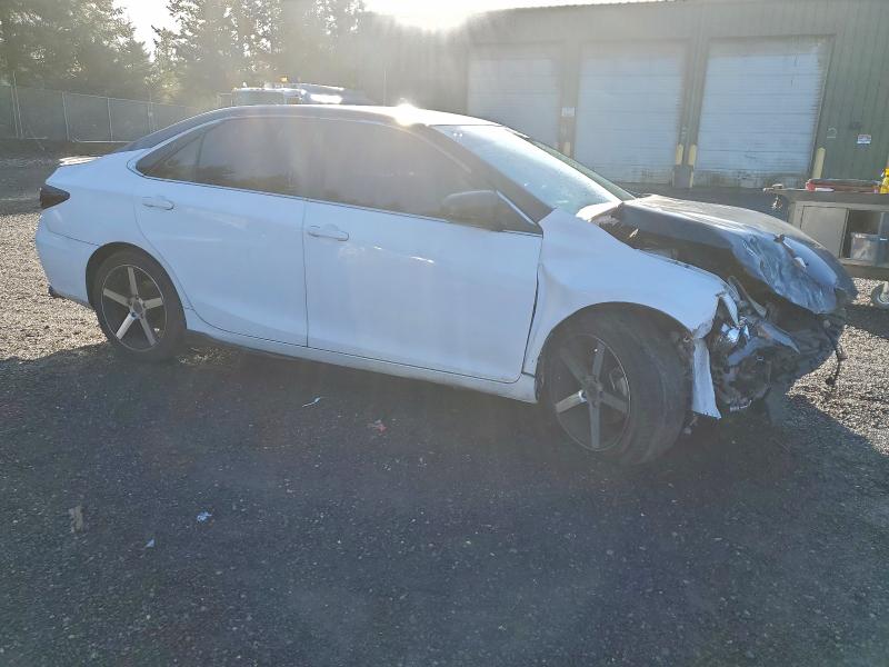 Фото 4 - TOYOTA CAMRY