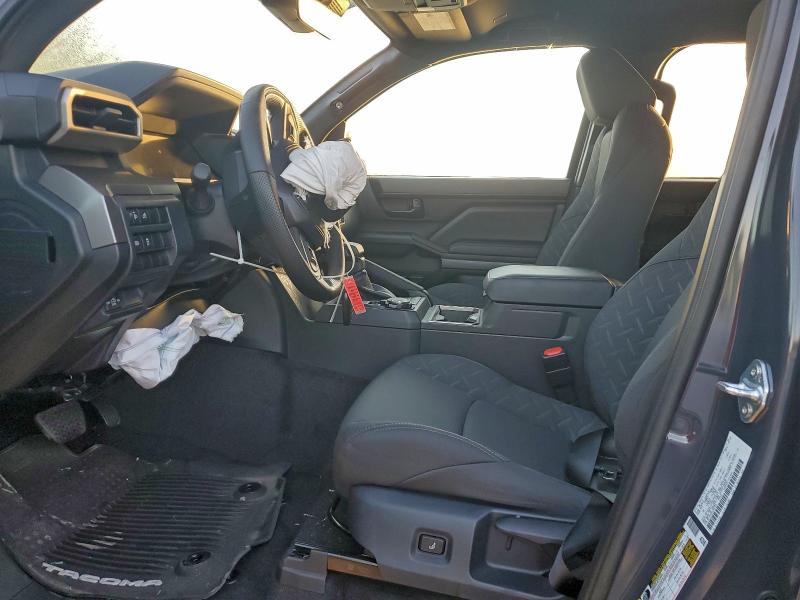 Фото 7 - TOYOTA TACOMA