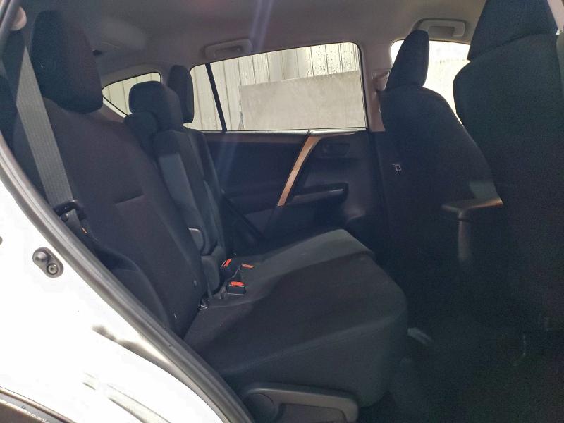 Фото 11 - TOYOTA RAV4