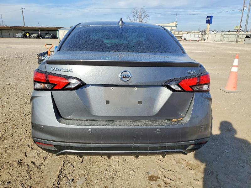 Фото 6 - NISSAN VERSA