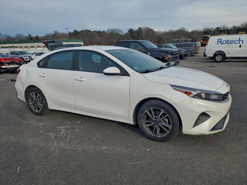 Фото 4 - KIA FORTE