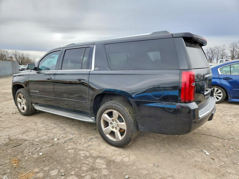 Фото 2 - CHEVROLET SUBURBAN