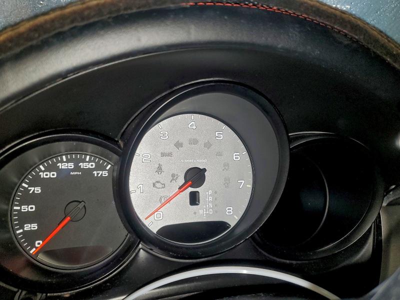 Фото 9 - PORSCHE MACAN